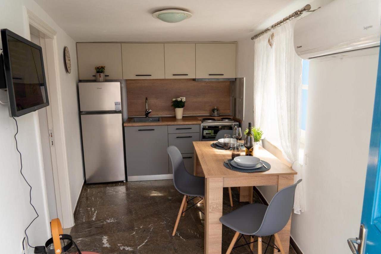 Anna'S Lovely House 伊兹拉 外观 照片