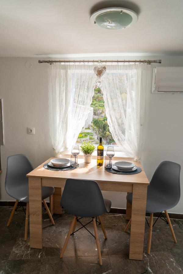 Anna'S Lovely House 伊兹拉 外观 照片
