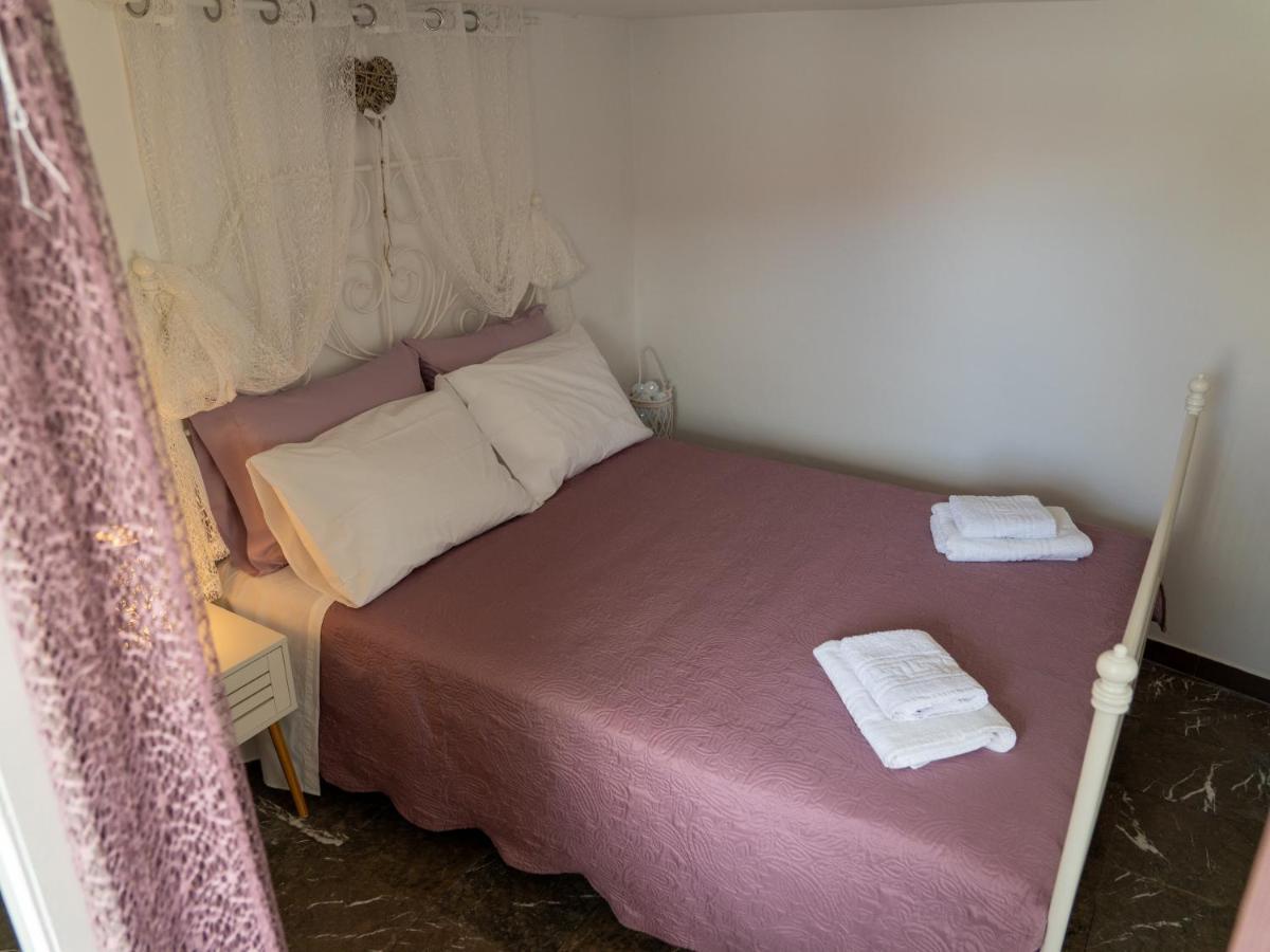 Anna'S Lovely House 伊兹拉 外观 照片